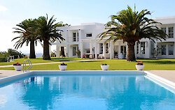 Sommer 2017: VRCONNEXION bietet mehr als 40 luxuriöse Privatresidenzen in Griechenland zur Vermittlung an für die schönsten Wochen des Jahres